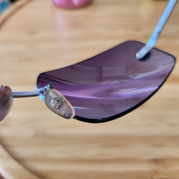 Chanel sunglasses - Picture 6 of 9